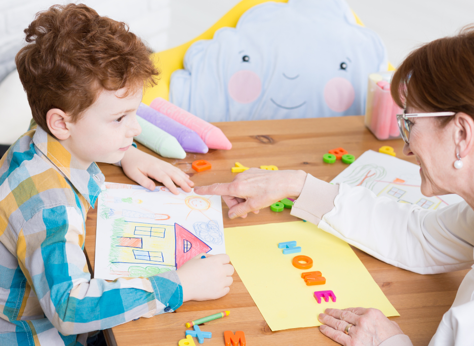 Experiential therapy between a child and a therapist